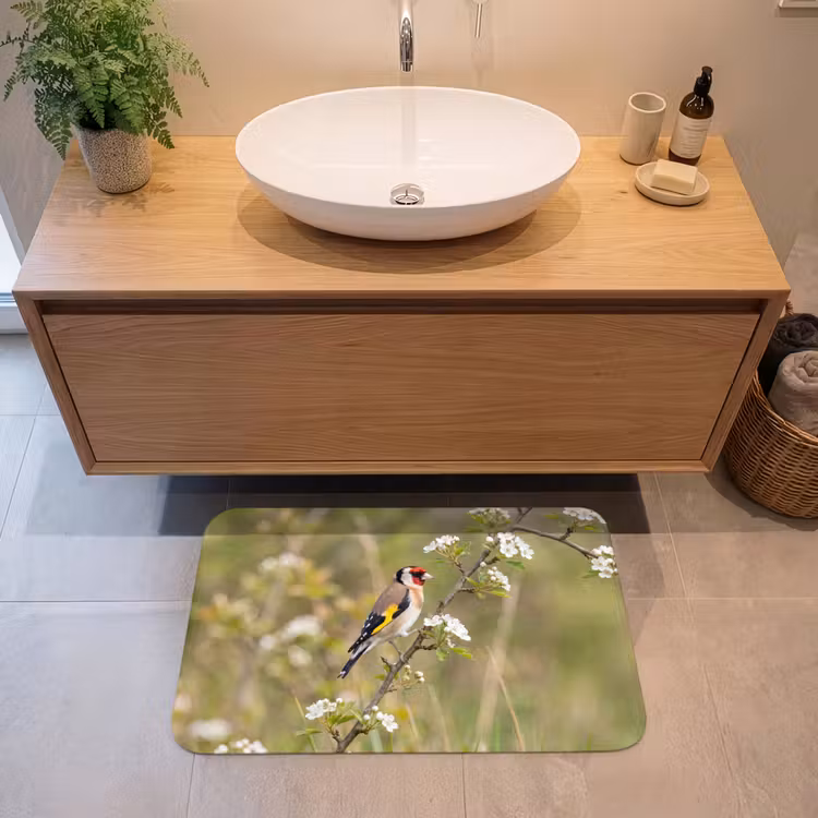 Putter - Bloesem - Lente - Natuur - Kleurrijk Badmat middel -sfeer1