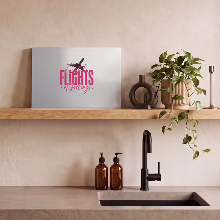 Catch flights not feelings - Vliegtuig - Roze canvas 2cm klein -sfeer3