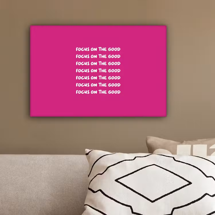 Focus on the good - Roze - wit canvas 2cm klein -sfeer3