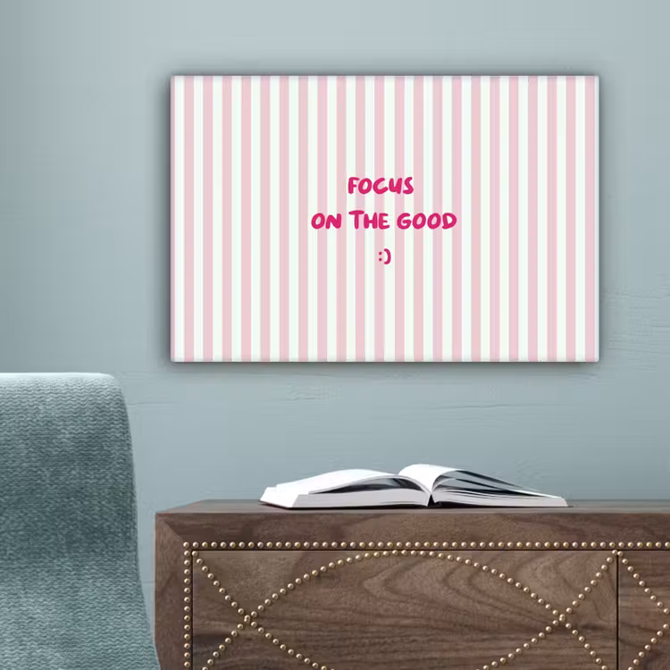 Focus on the good - Strepen - Roze - Smiley canvas 2cm klein -sfeer4