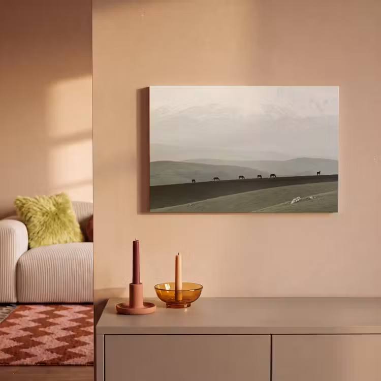 Grijs - Berg - Paarden canvas 2cm klein -sfeer1