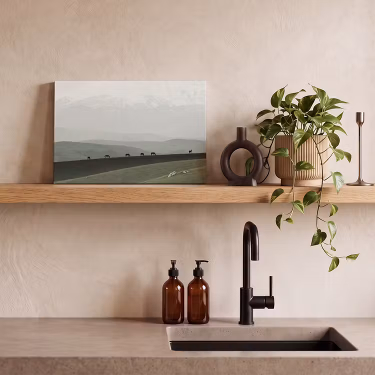 Grijs - Berg - Paarden canvas 2cm klein -sfeer3