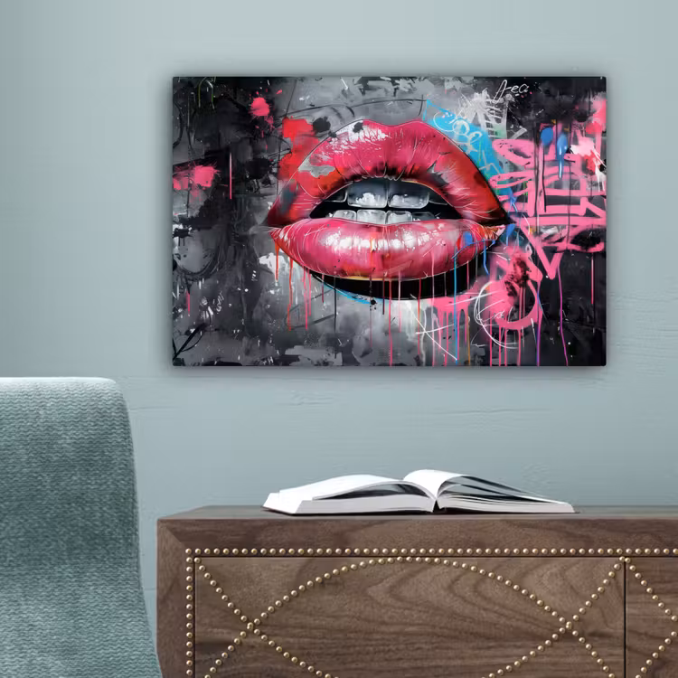 Lippen - Felroze - Graffiti - Verfstrepen canvas 2cm klein -sfeer4