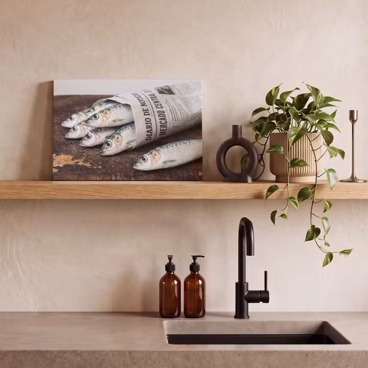 Canvas Print - Little Sardine - newspaper - cutting board - Sardientje - krant - snijplank canvas 2cm klein