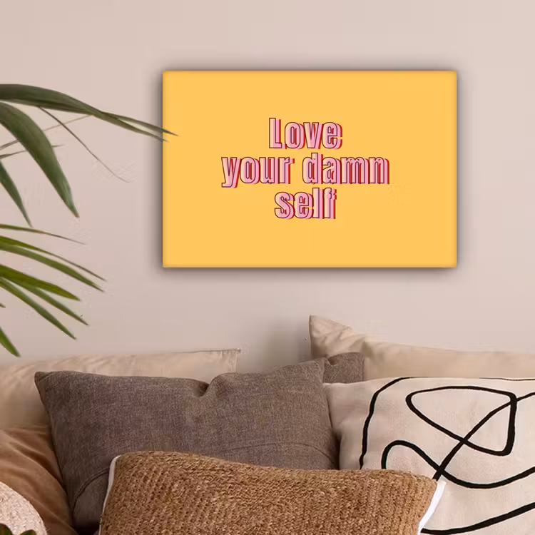 Love yourself - Roze - Geel canvas 2cm klein -sfeer1