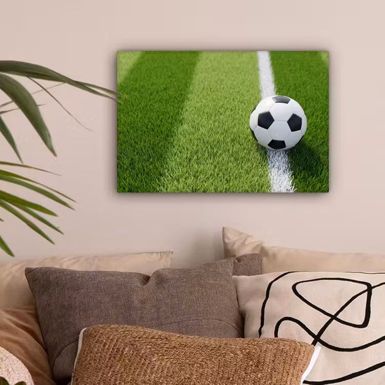 Voetbal - Grasveld - Sport - Groen canvas 2cm klein -sfeer1