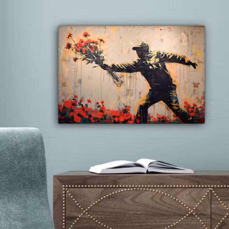 Street art - Man - Bloemen - Rood - Graffiti - Banksy canvas 2cm klein -sfeer4