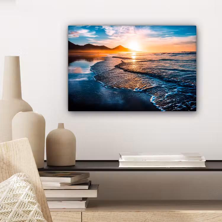 Zonsondergang - Zee - Berg - Horizon - Landschap - Blauw canvas 2cm klein -sfeer6