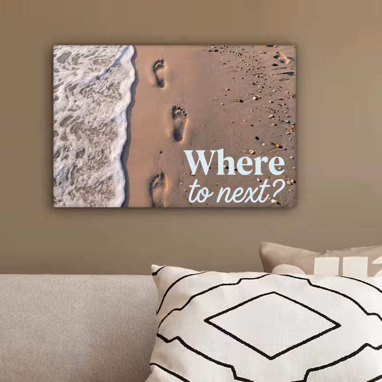 Where to next - Strand - Voetstappen canvas 2cm klein -sfeer3