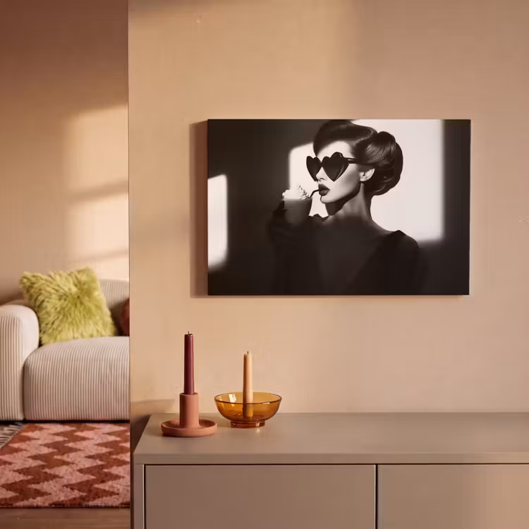 Vrouw - Zwart - Hart canvas 2cm klein -sfeer1