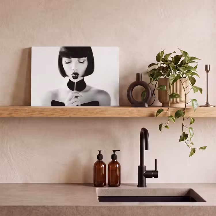 Vrouw - Lolly - Zwart - Wit canvas 2cm klein -sfeer3