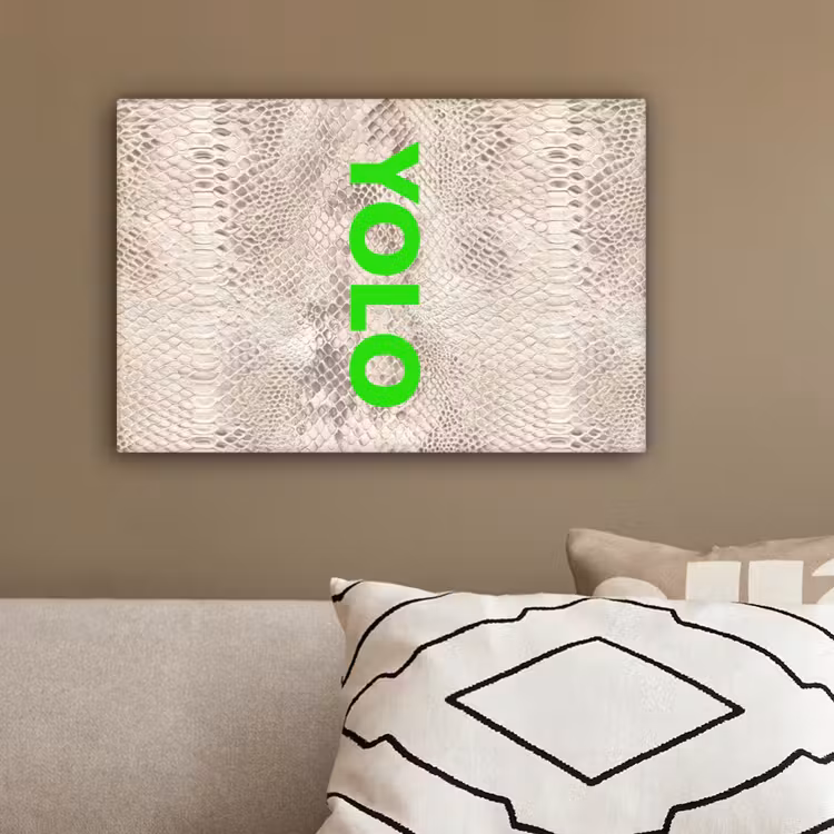 YOLO - Groen - Neon - Slangenprnt canvas 2cm klein -sfeer3