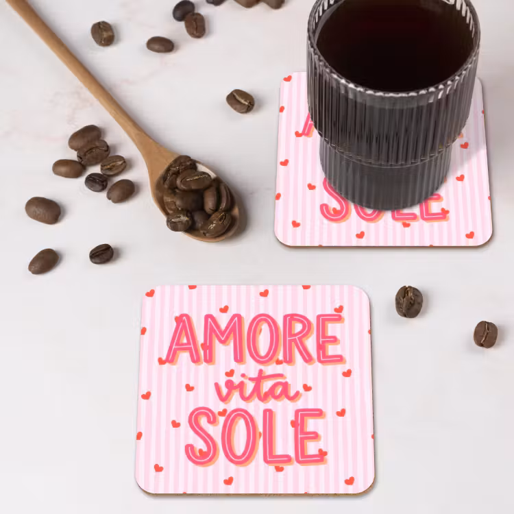 Amore vita sole - Roze - Hartjes onderzetter kurk middel -sfeer2