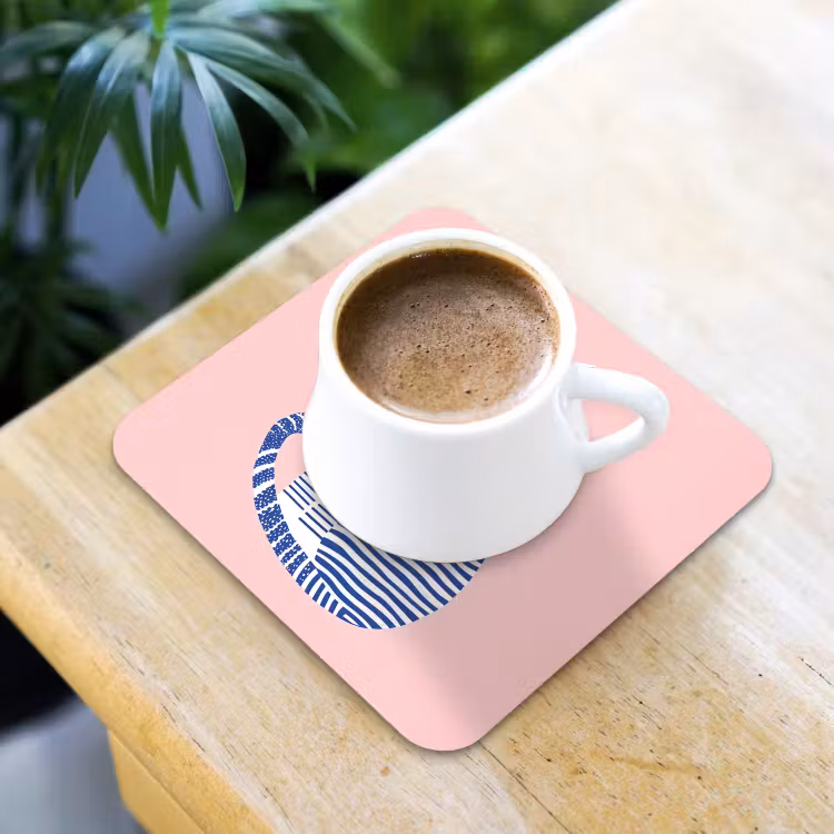 Kat - Illustratie - Minimalistisch - Roze onderzetter kurk middel -sfeer5