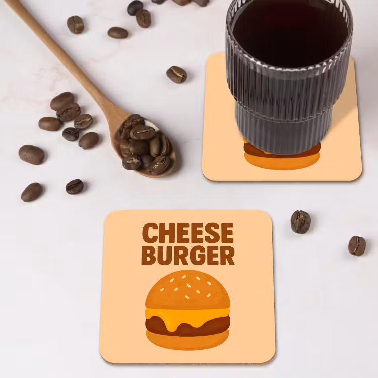 Cheeseburger - Minimalistisch - Geel onderzetter kurk middel -sfeer2