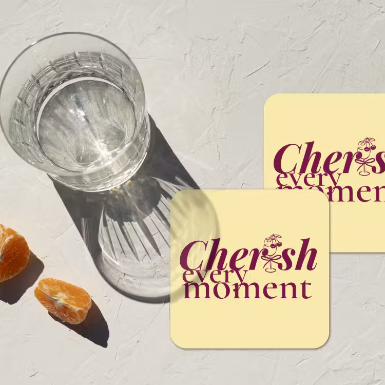 Cherish every moment - Cocktailglas - Geel onderzetter kurk middel -sfeer4