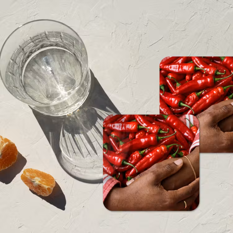Coaster - Chili Peppers - Red - Hands - Chilipepers - Rood - Handen onderzetter kurk middel