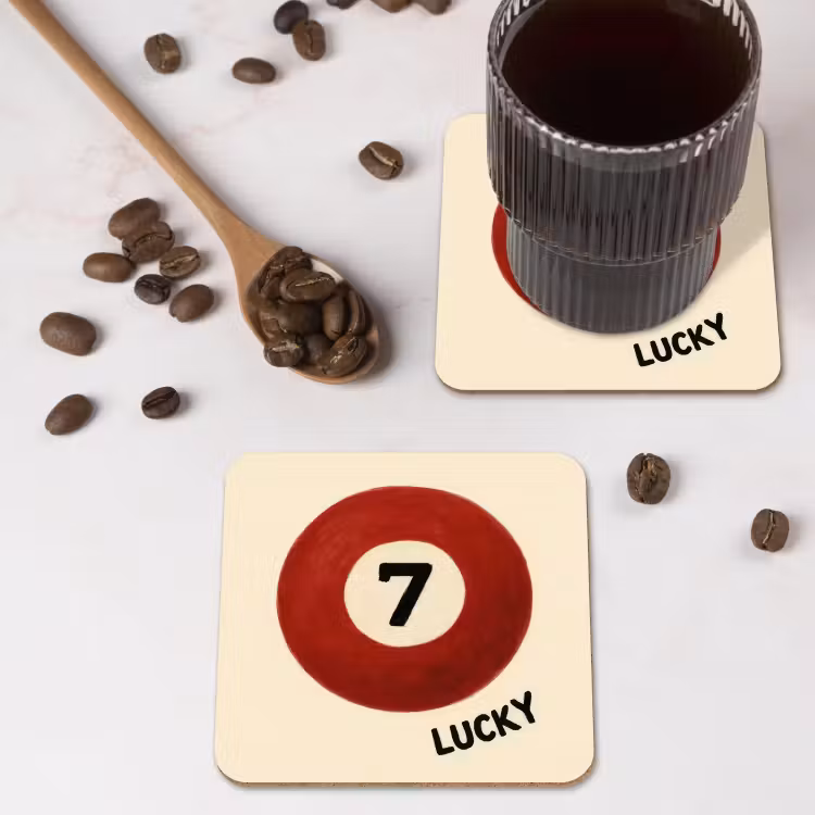 Cirkel - Zeven - Lucky - Rood onderzetter kurk middel -sfeer2