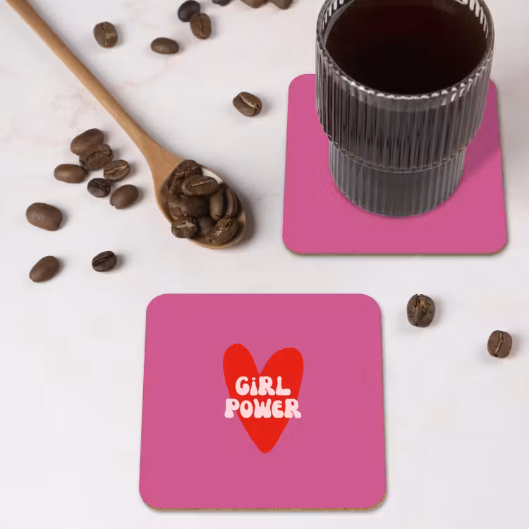 Girl power - Hart - Roze - Rood onderzetter kurk middel -sfeer2