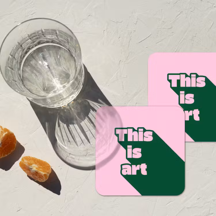 Groen - Teskt - This is art - Roze onderzetter kurk middel -sfeer4
