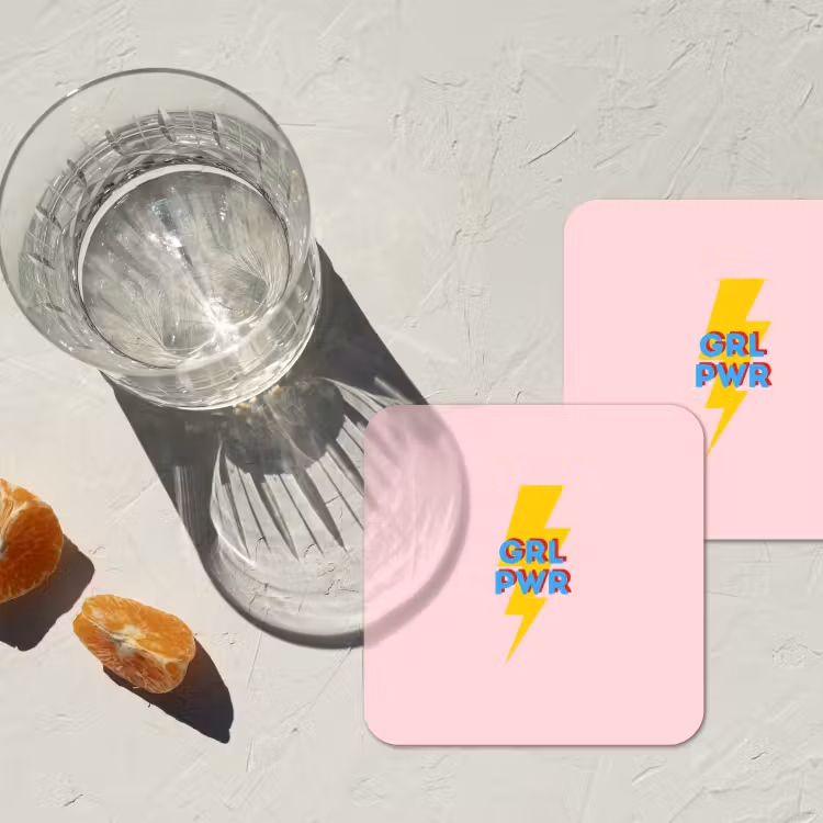 Grl pwr - Bliksem - Roze onderzetter kurk middel -sfeer4