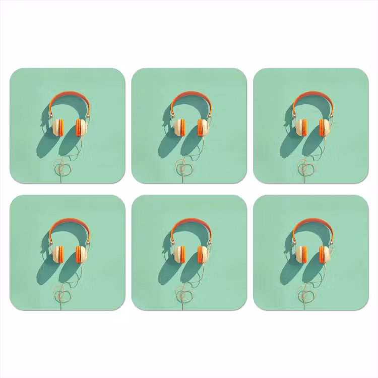Koptelefoon - Oranje - Snoer - Minimalistisch onderzetter kurk middel -3d
