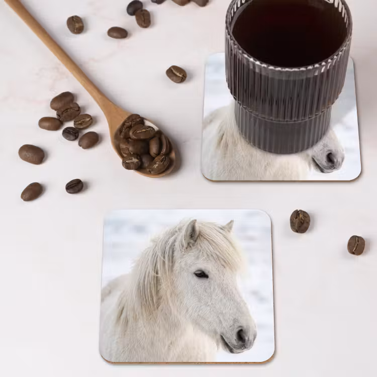 Paard - Kop - Winter - Dieren - Wit onderzetter kurk middel -sfeer2