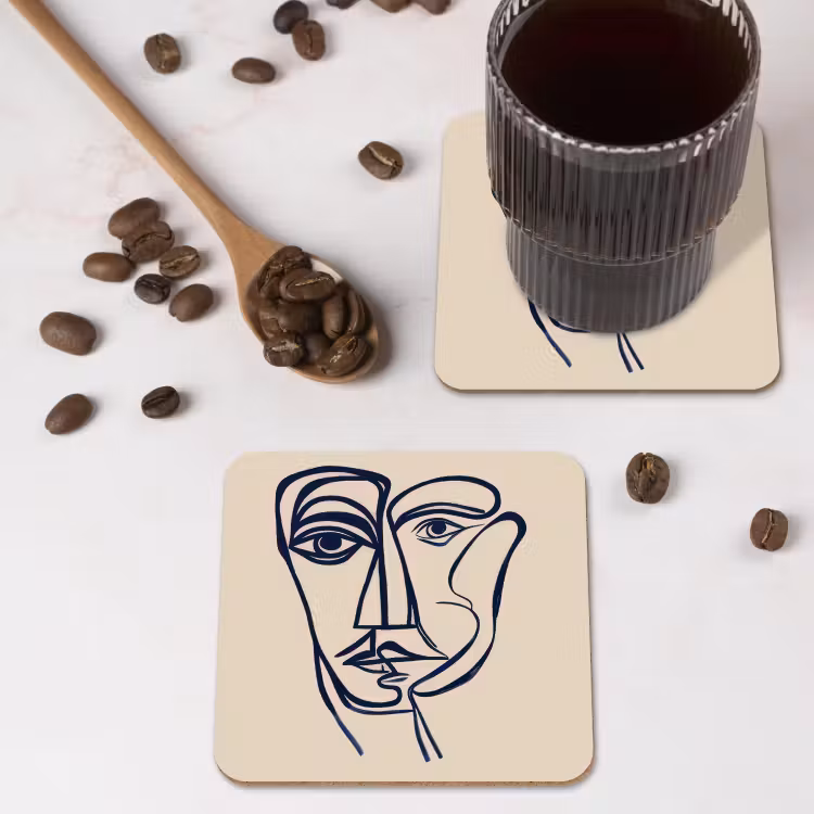Minimalistisch - Lijnillustratie - Beige - Donkerblauw onderzetter kurk middel -sfeer2