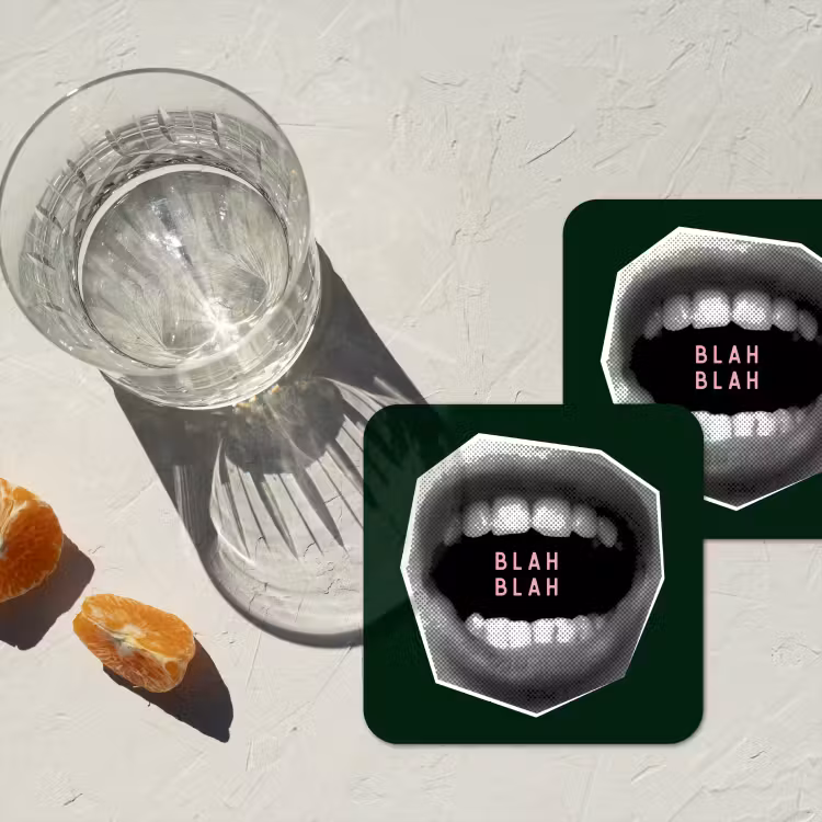 Mond - Groen - Illustratie - BLAH BLAH onderzetter kurk middel -sfeer4
