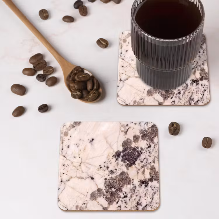 Natuursteen - Patroon - Abstract - Beige - Grijs onderzetter kurk middel -sfeer2
