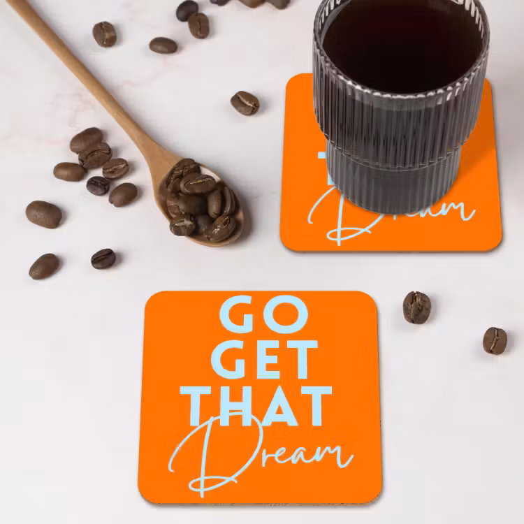 Oranje - Blauw - Go get that dream onderzetter kurk middel -sfeer2