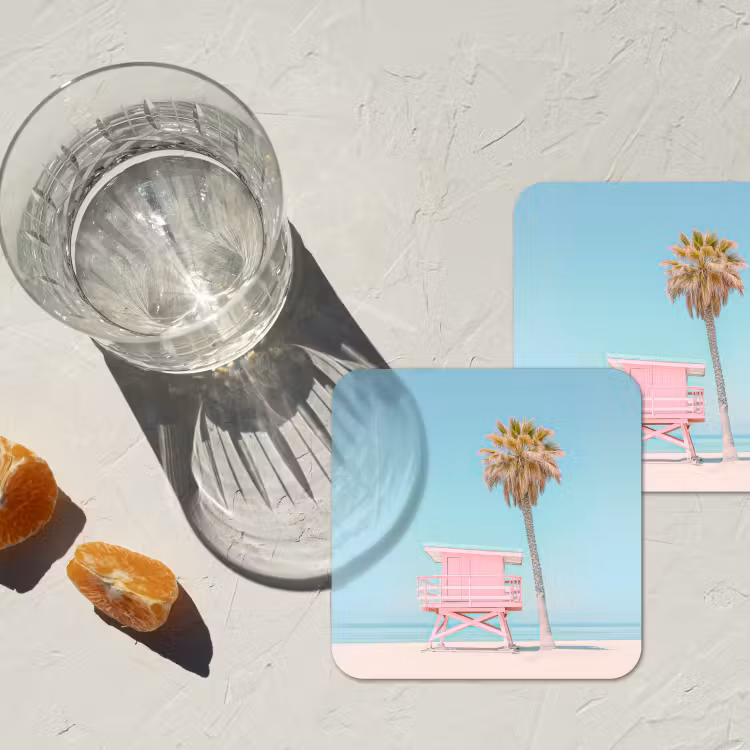 Palmboom - Strandhuis - Roze onderzetter kurk middel -sfeer4