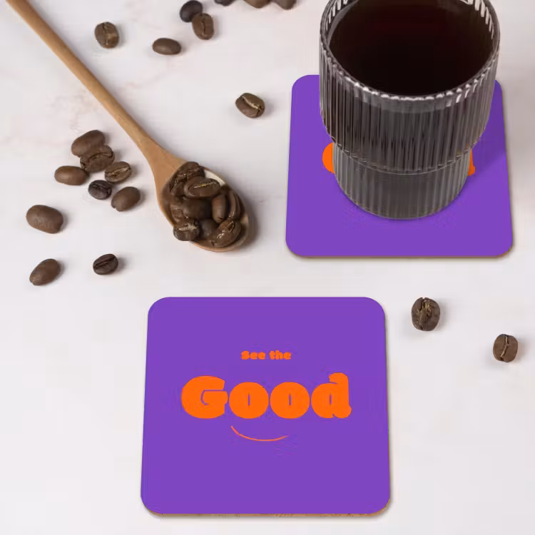See the good - Oranje - Paars - Smiley onderzetter kurk middel -sfeer2