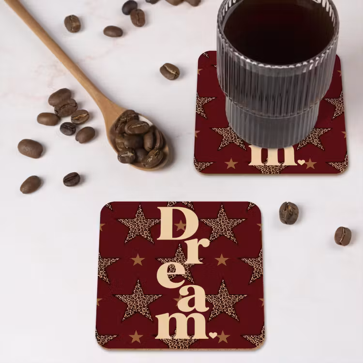 Sterren - Luipaardprint - Dream - Bordeaux onderzetter kurk middel -sfeer2