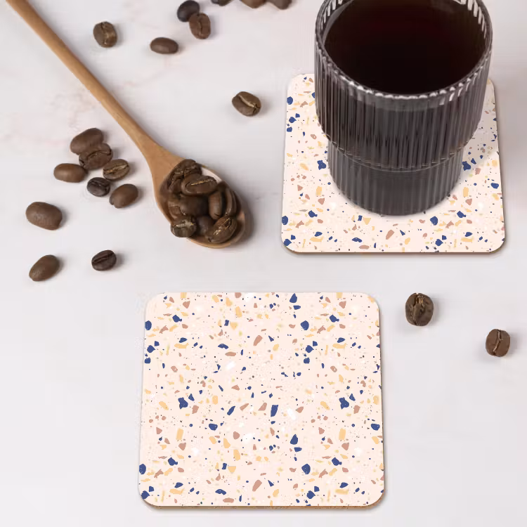 Terrazzo -  Patroon - Kleurrijk - Indigo onderzetter kurk middel 366 -sfeer2