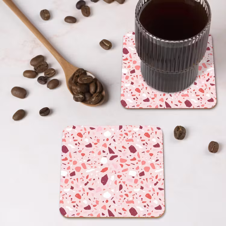 Terrazzo - Patroon - Roze onderzetter kurk middel 366 -sfeer2