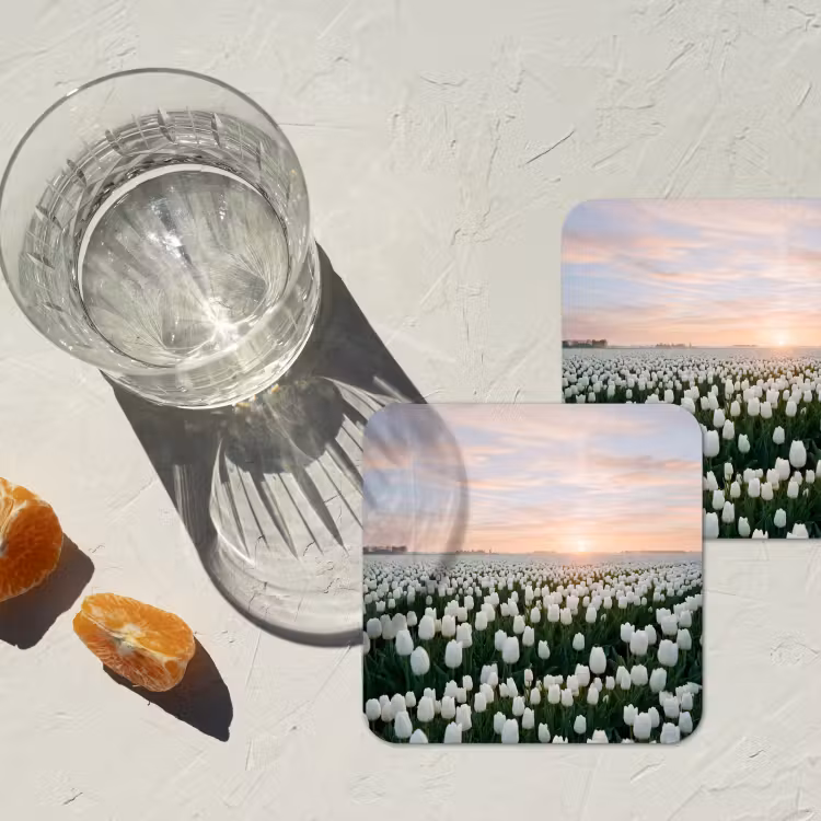 Tulpen - Landschap - Wit onderzetter kurk middel -sfeer4