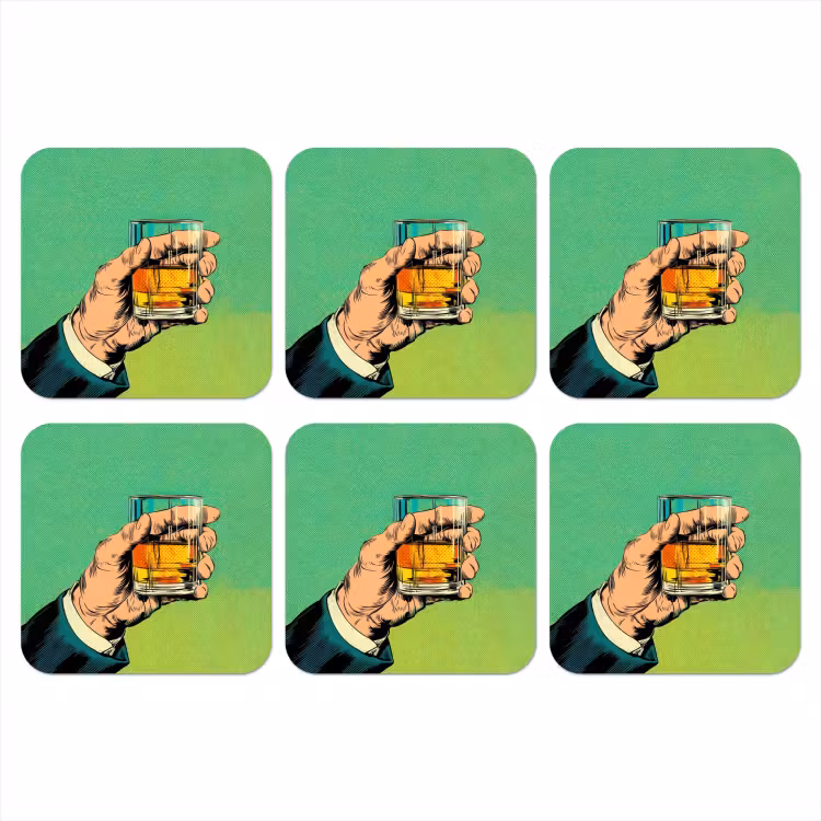 Whisky - Glas - Hand - Groen onderzetter kurk middel -3d