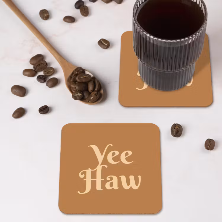 Yee haw - Bruin - Minimalistisch onderzetter kurk middel -sfeer2