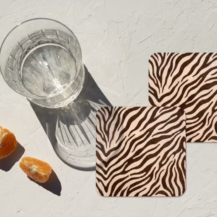 Zebra - Strepen - Bruin onderzetter kurk middel -sfeer4