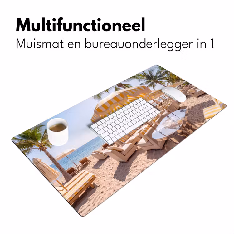 Strand - Ligbedden - Vakantie - Modern - Geel Muismat XXL klein -sfeer4