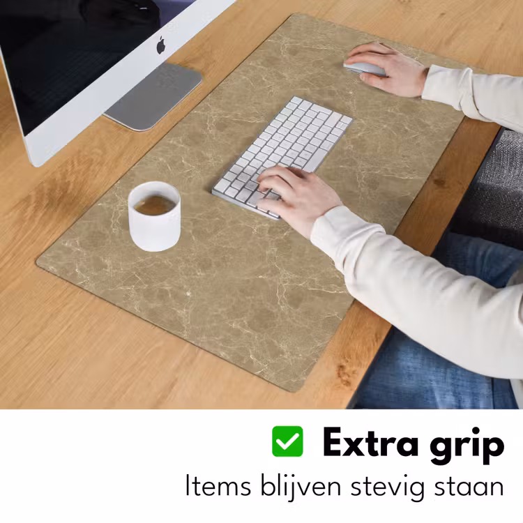 Beige - Marmer - Witte aders Muismat XXL klein 681 -sfeer3