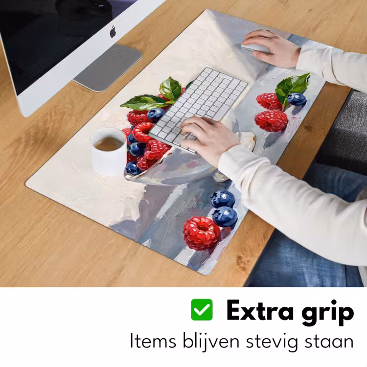Desk Mat - Berries - Bowl - Food - Bessen - Kom - Eten Muismat XXL klein