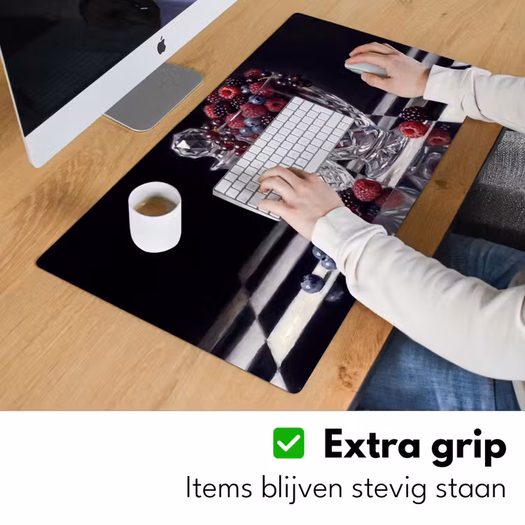Desk Mat - Berries - Crystal - Still Life - Bessen - Kristal - Stilleven Muismat XXL klein
