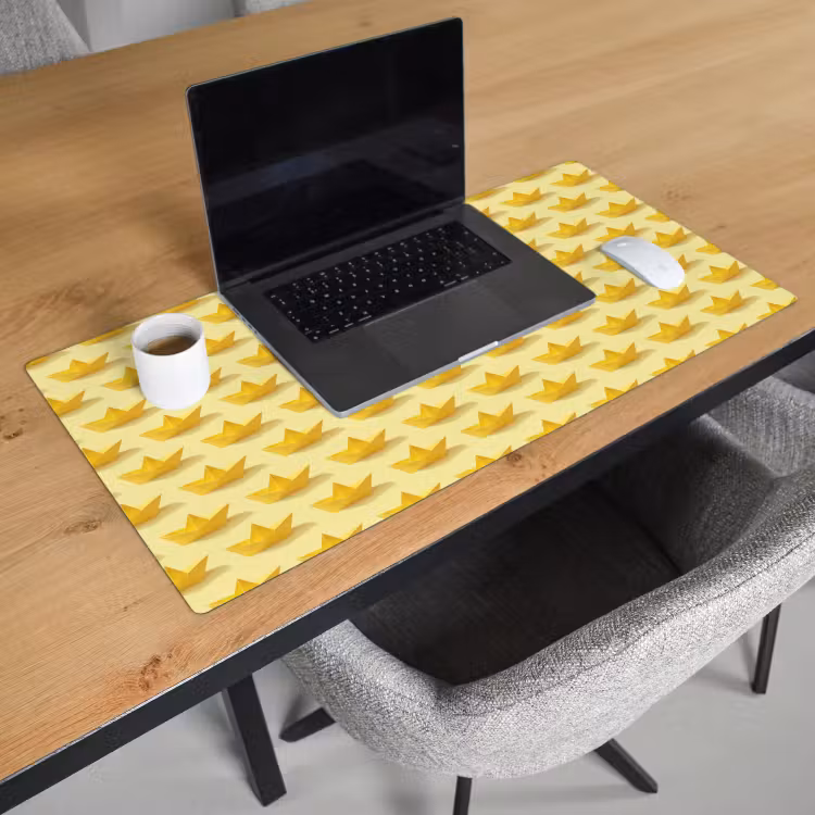 Bootjes - Origami - Creatief - Geel Muismat XXL klein 681 -sfeer1