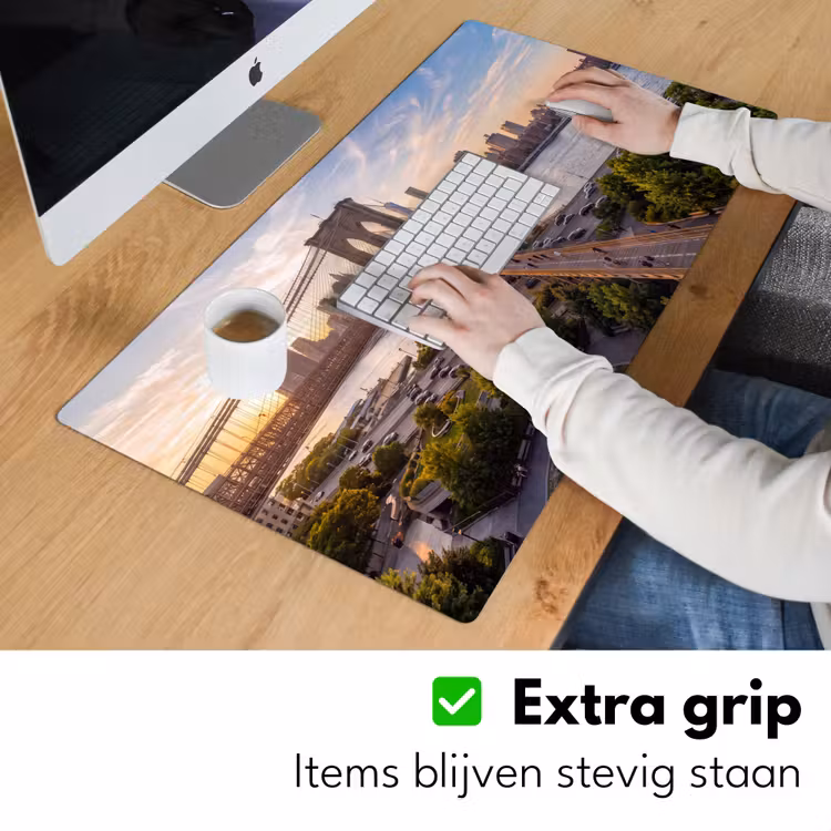 Brug - Rivier - Stad - Zonsondergang - Architectuur Muismat XXL klein -sfeer3