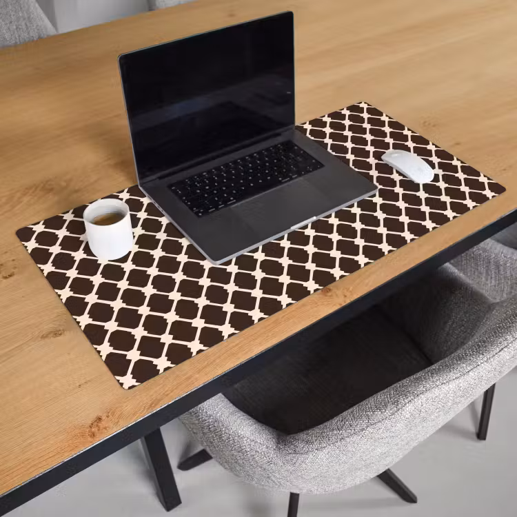 Bruin - Ruitpatroon - Geometrisch Muismat XXL klein 681 -sfeer1