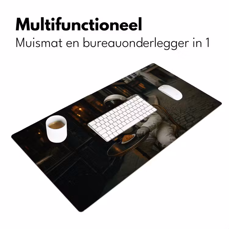 Café - Croissant - Koffie - Astronaut Muismat XXL klein -sfeer4