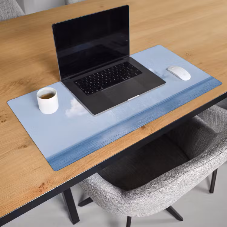 Desk Mat - Cloud - Rain - Nature - Wolk - Regen - Natuur Muismat XXL klein