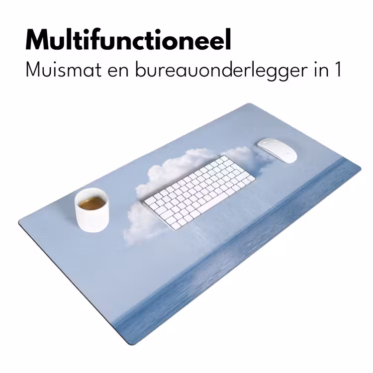 Desk Mat - Cloud - Rain - Nature - Wolk - Regen - Natuur Muismat XXL klein
